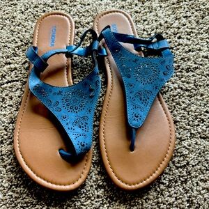 Women’s sandals